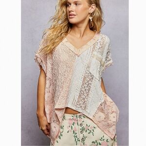 🍀 POL “ Cincinnati  “ POL V-neck Textured Knit and Mix Top 88